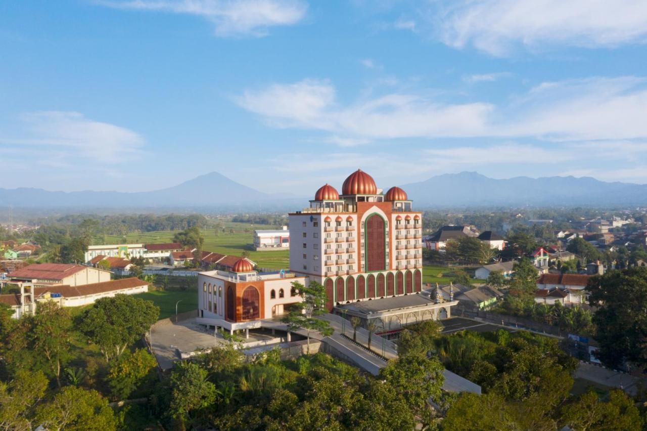 Alhambra Hotel & Convention, BW Signature Collection 打横 外观 照片