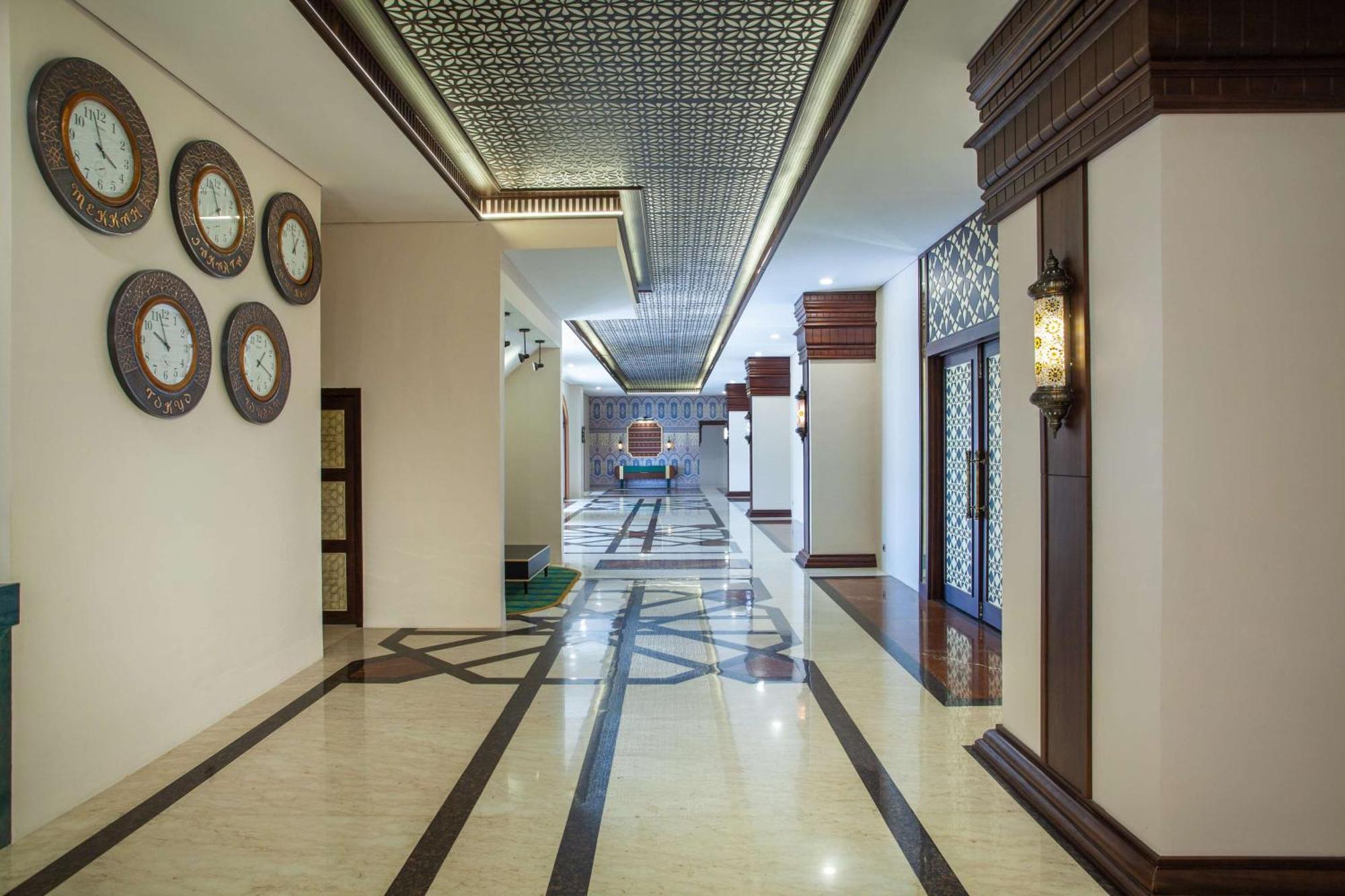 Alhambra Hotel & Convention, BW Signature Collection 打横 外观 照片