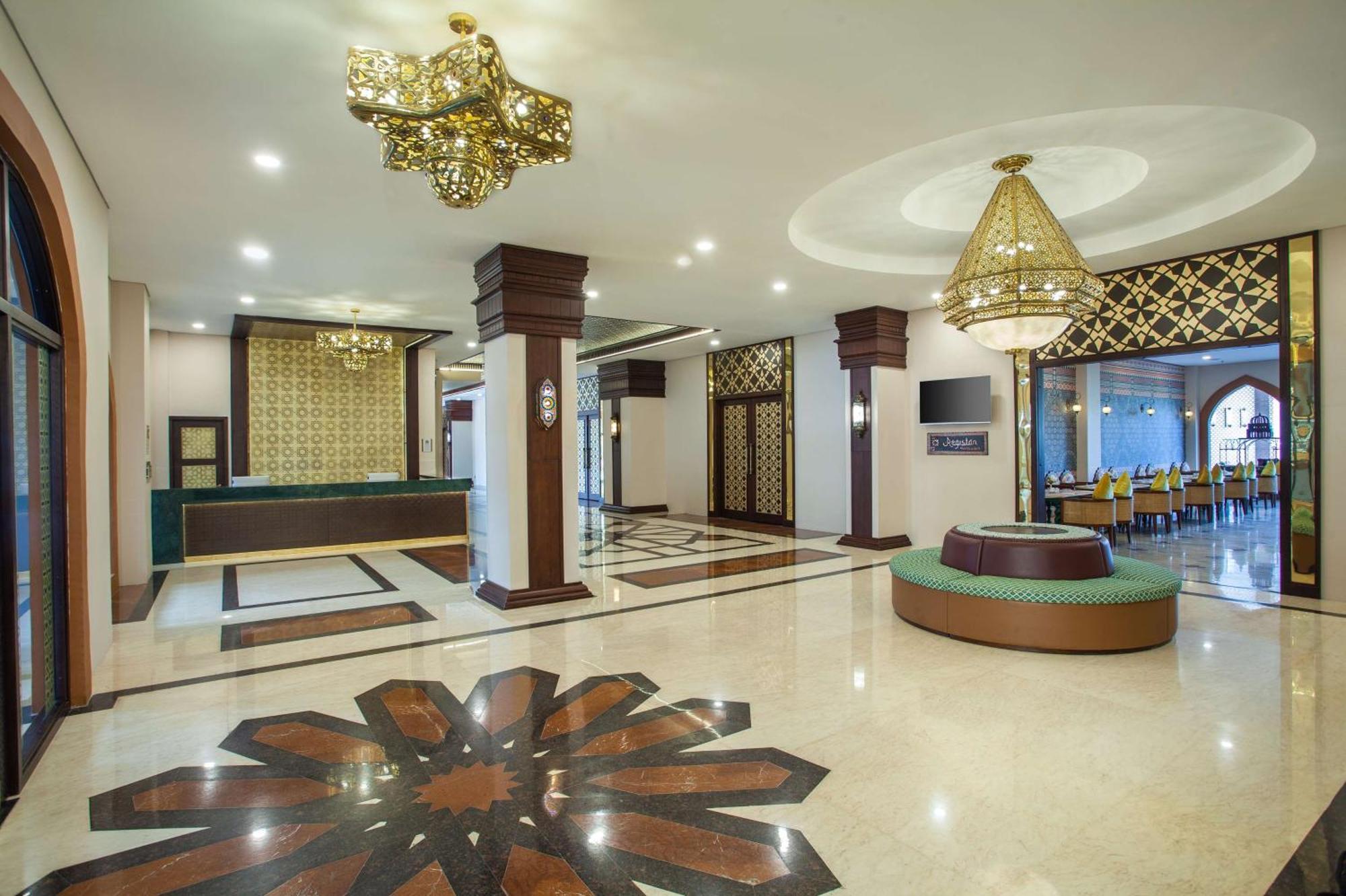 Alhambra Hotel & Convention, BW Signature Collection 打横 外观 照片