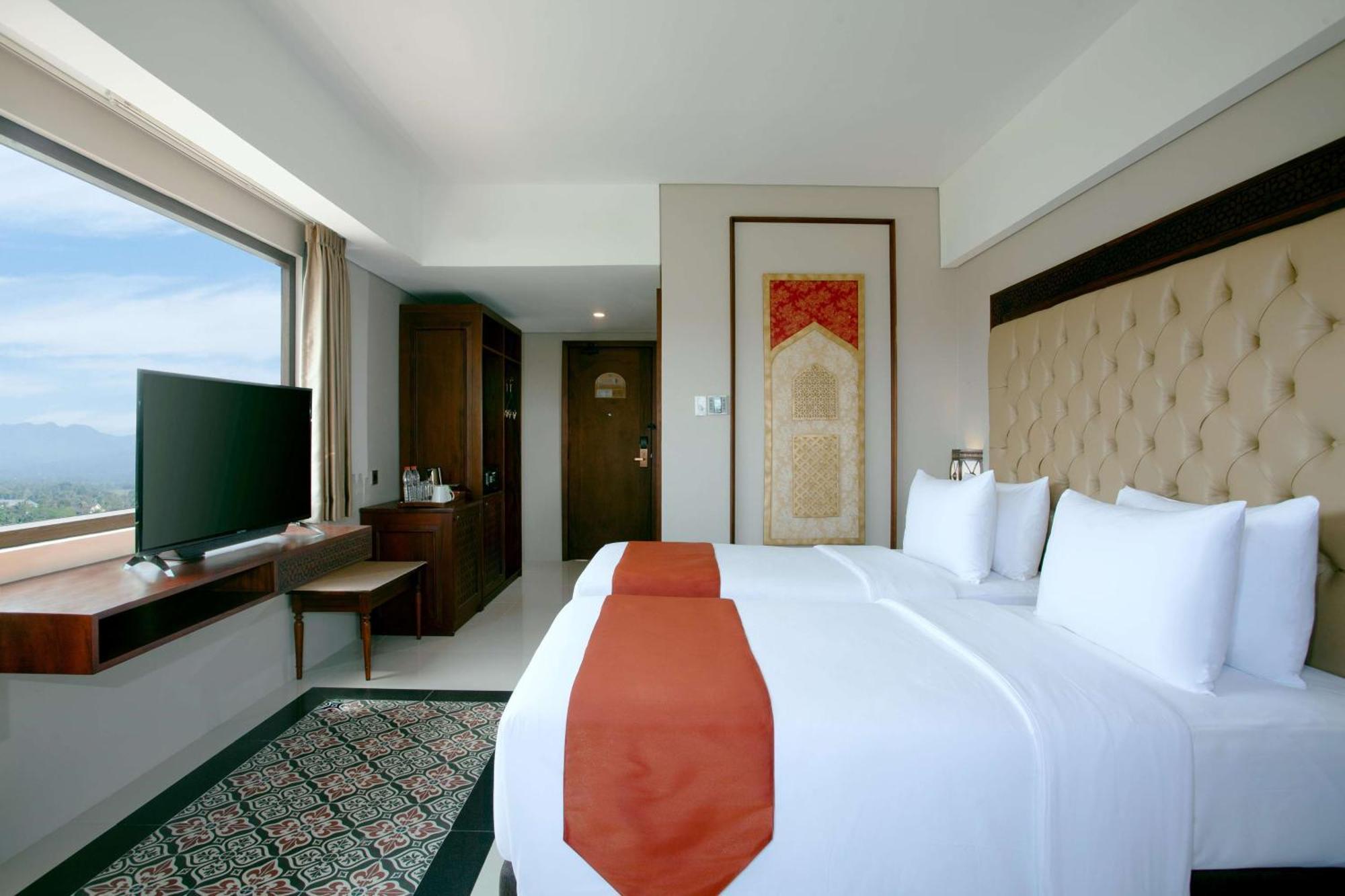 Alhambra Hotel & Convention, BW Signature Collection 打横 外观 照片